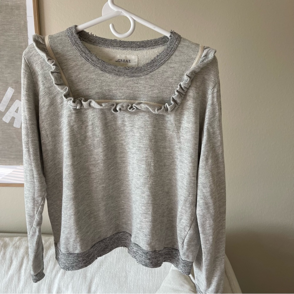 THE GREAT. Ruffle Bib Sweater in Heather Grey (size 2 - medium)